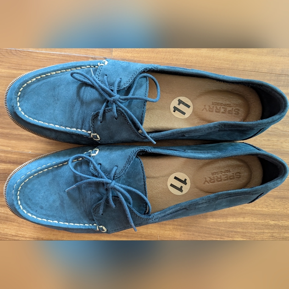 Sperry Suede W11